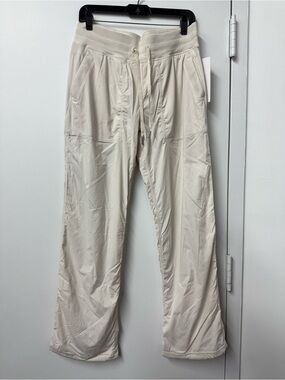 LuluLemon Dance Studio MR Lined Pant *Regular in Light Ivory